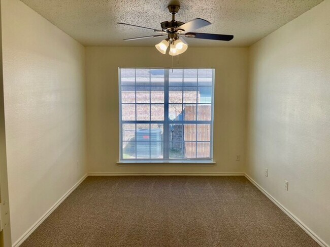Building Photo - Nice Single Story Home in Crowley