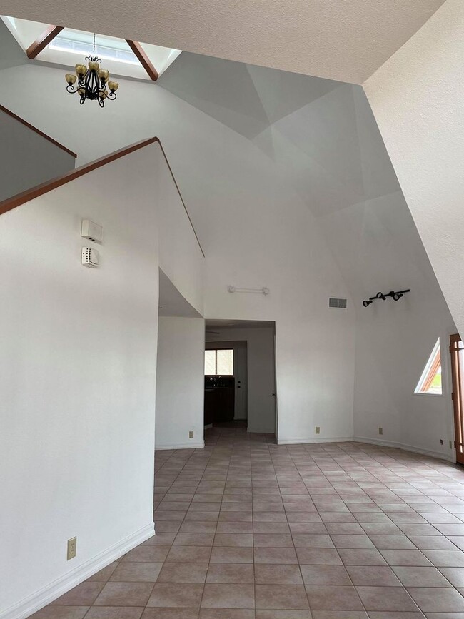 Building Photo - Iconic Dome House for Rent – Unique Country Living with Pet-Friendly Space Near Holtville