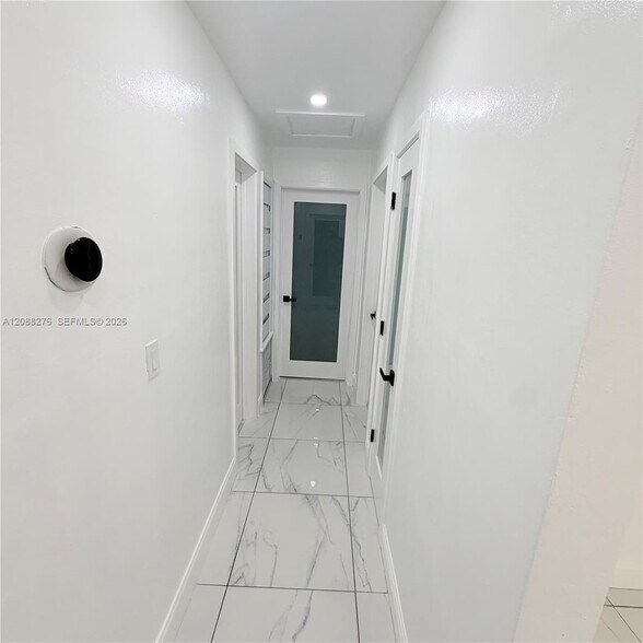 Building Photo - 10305 SW 149th Ter