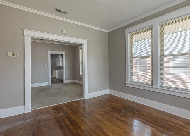 Building Photo - 666 E Gage Ave