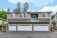 Building Photo - 1663 Burnside Pl