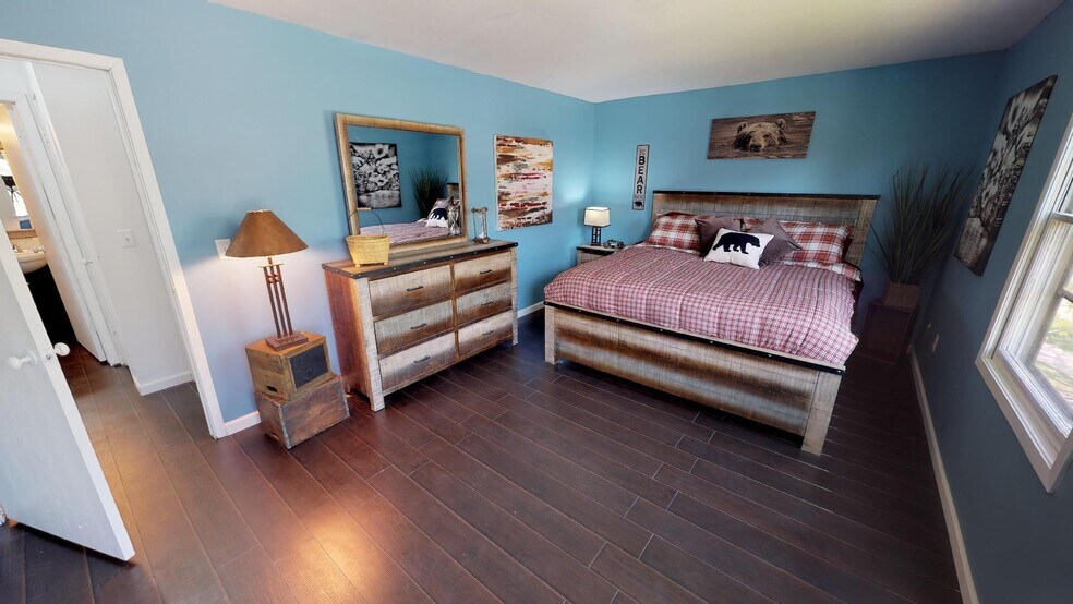 Building Photo - 303 Westbrook Drive