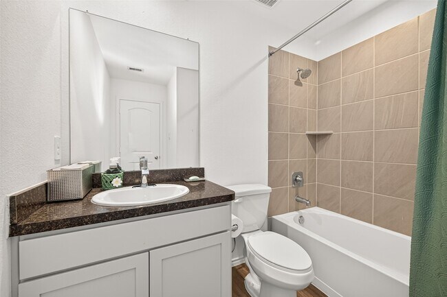 Building Photo - 5411 Wyndham Rdg Ln