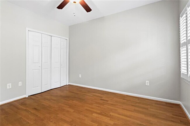 Building Photo - 3675 Peachtree Rd NE