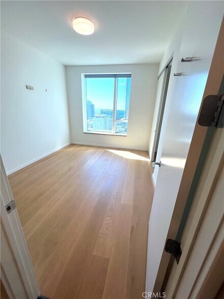 Building Photo - 889 Francisco St