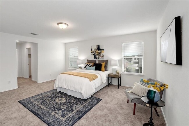 Building Photo - 808 Desaix Dr