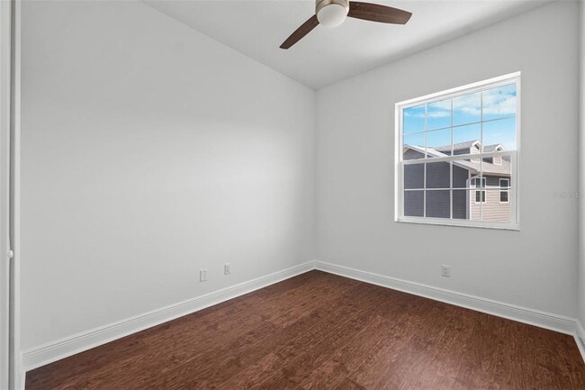 Building Photo - 5728 Biscayne Ct