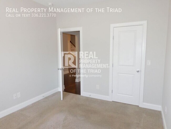 Building Photo - 6826 Magnolia Pk Ct