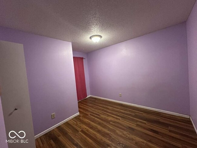 Building Photo - 6424 Alonzo Dr
