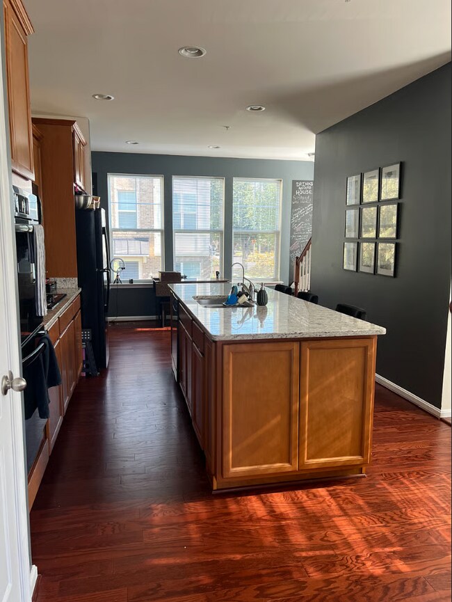 Building Photo - 3728 Foote St NE