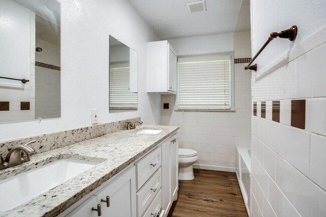 Building Photo - 3004 36th St