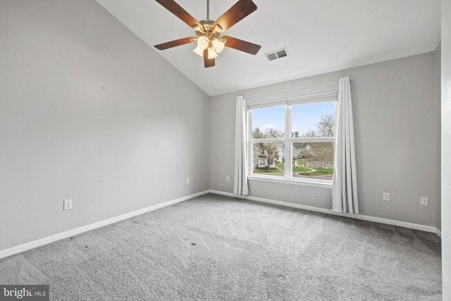 Building Photo - 703 Horse Chestnut Ct