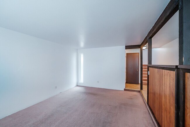 Building Photo - 415-01 Krasilovsky