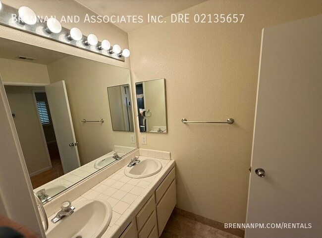 Building Photo - 1967 Lieder Dr