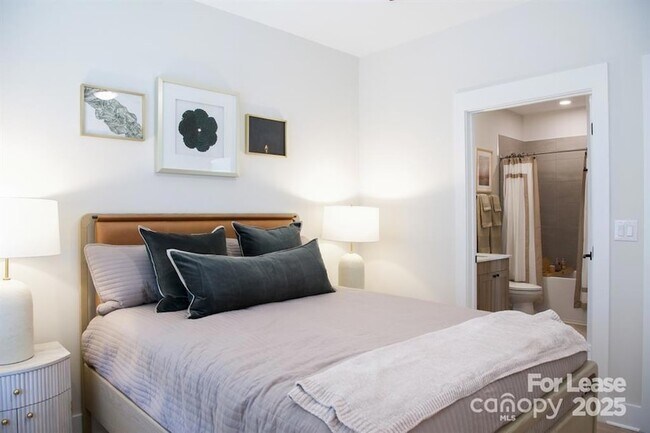 Building Photo - 14011 Bespoke Rd