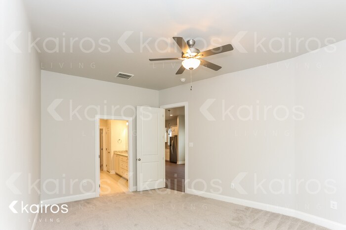 Building Photo - 15713 Boothy Ln