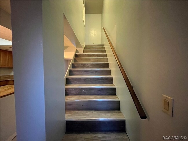 Building Photo - 715 E Hartford St