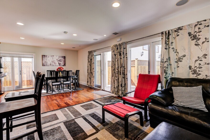 Building Photo - 2504 23rd St