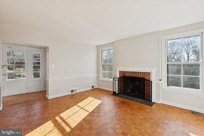 Building Photo - 1012 Morris Ave