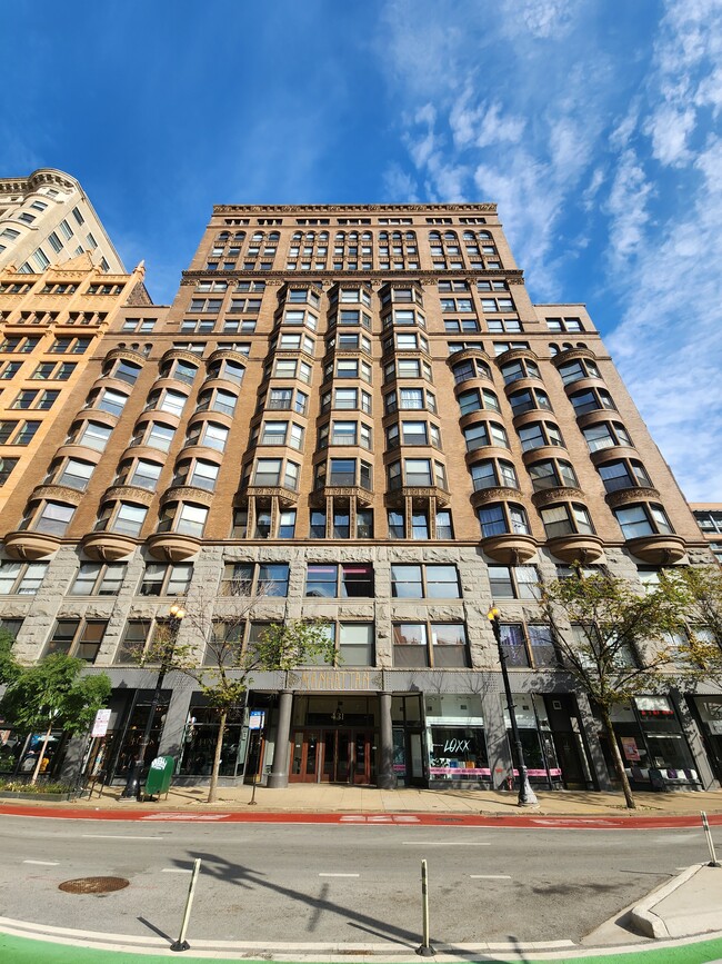 Building Photo - 431 S Dearborn St