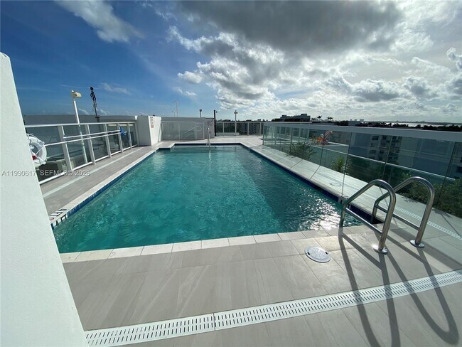 Building Photo - 1170 101st St