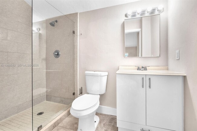 Building Photo - 2537 SW 15th St