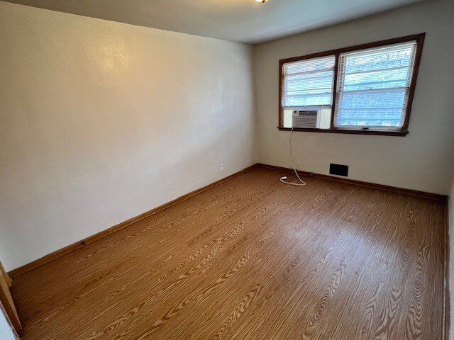 Building Photo - 4210 Eastridge Dr