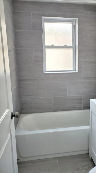 Building Photo - 1640 W Pratt Blvd