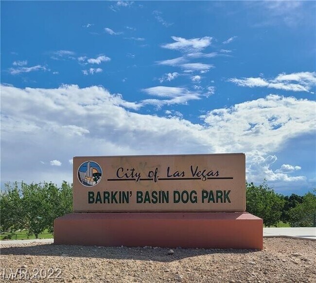 Building Photo - 7333 Camden Pine Ave