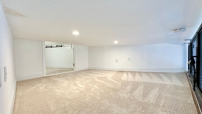 Building Photo - Cozy House Studio in the Heart of NOBE