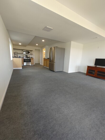 Building Photo - 10593 Joplin St