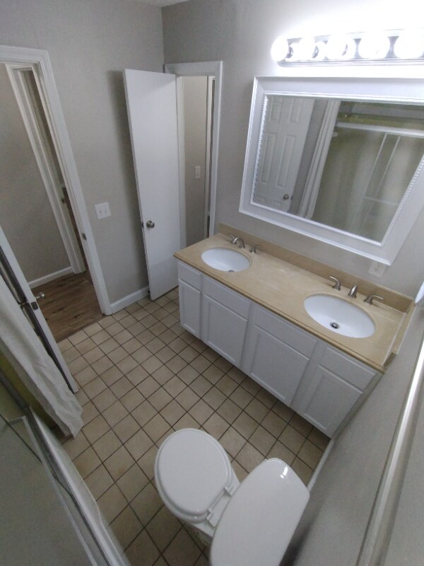 Building Photo - 3938 Eureka St