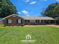 Building Photo - Spacious 3BR/2BA Hickory Hill Home | 1,585 Sq Ft, Rustic Fireplace & Bay Window Nook