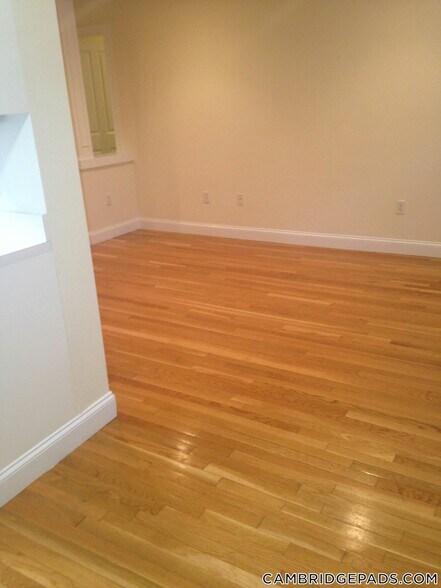 Building Photo - 26 Chauncy St