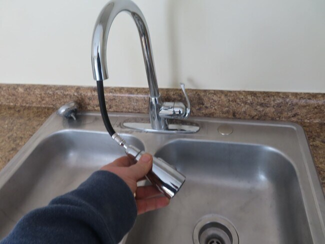 Building Photo - 1521 Taylor St