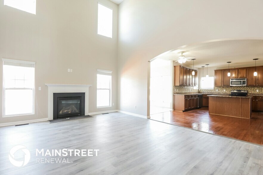 Building Photo - 594 Jockey Pl