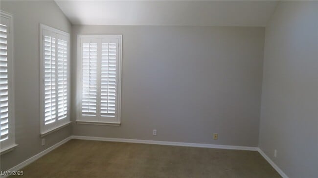 Building Photo - 2925 Sunstone St