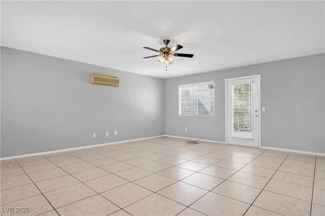 Building Photo - 251 Ventana Village Ln