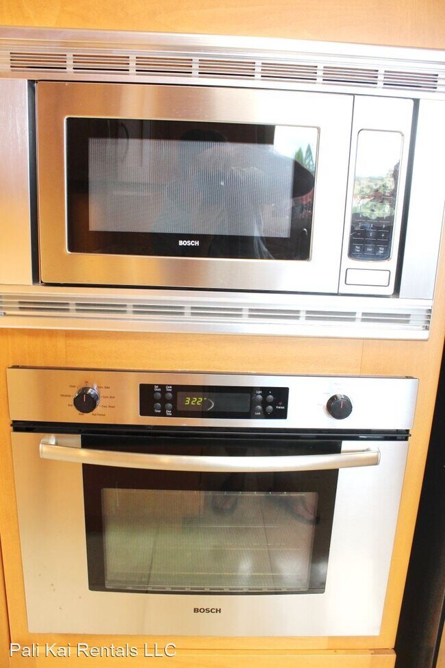 Building Photo - 3 br, 2 bath House - 911 Kupulau Drive