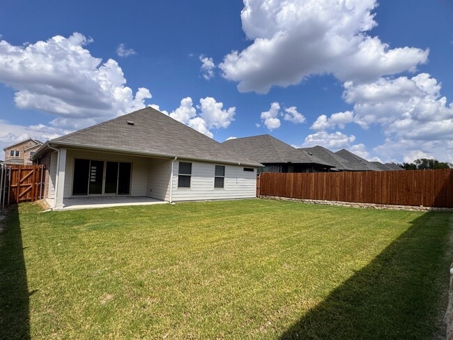 Building Photo - 509 Weller Rd