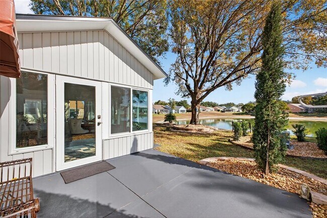 Building Photo - 411 Del Mar Dr