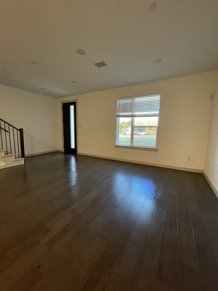 Building Photo - 1764 Thornton Dr