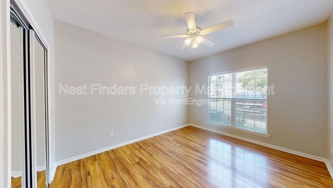 Building Photo - 211 Jardin De Mer Pl