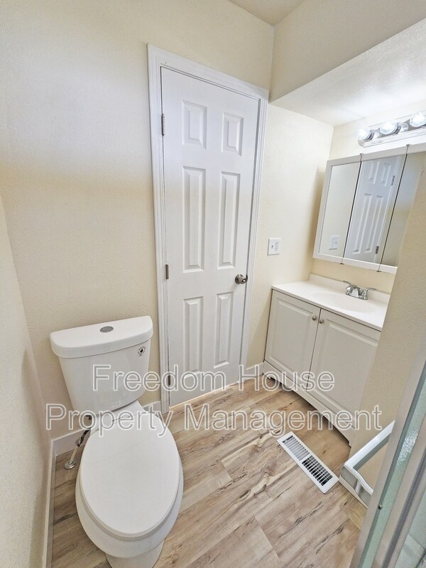 Building Photo - 7701 S Arabian Way