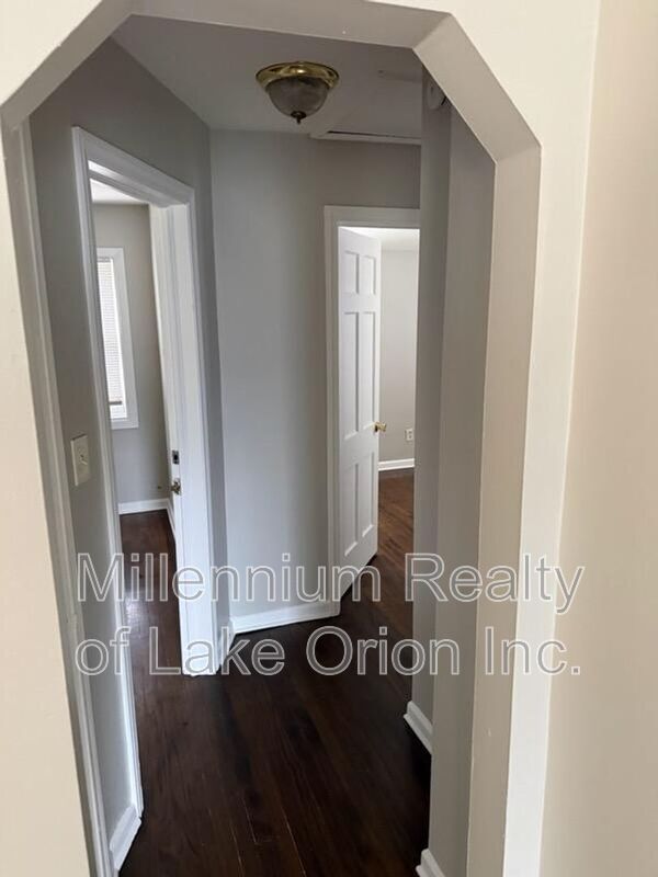 Building Photo - 603 Lenox Ave