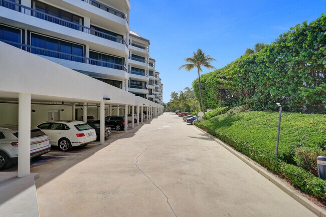 Building Photo - 120 S Ocean Blvd