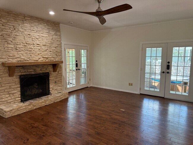 Building Photo - 9106 Rockcrest Cir