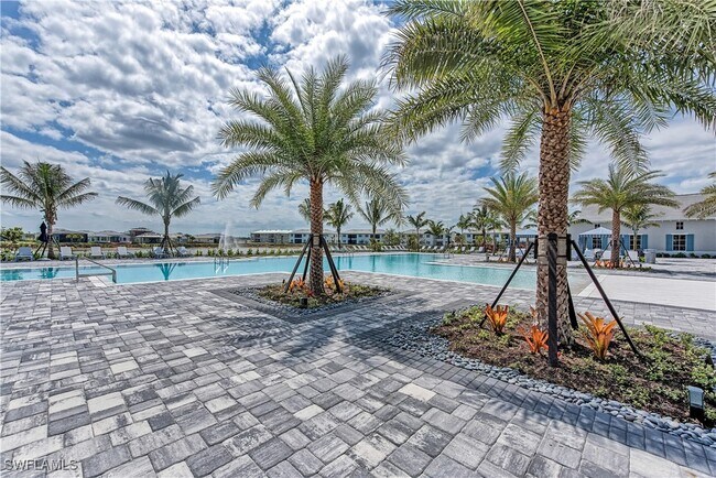 Building Photo - 8886 St Lucia Dr
