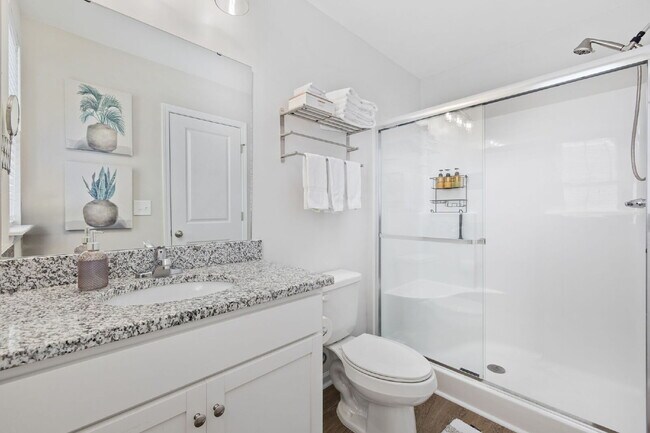 Building Photo - Fully Furnished Home in The Parks