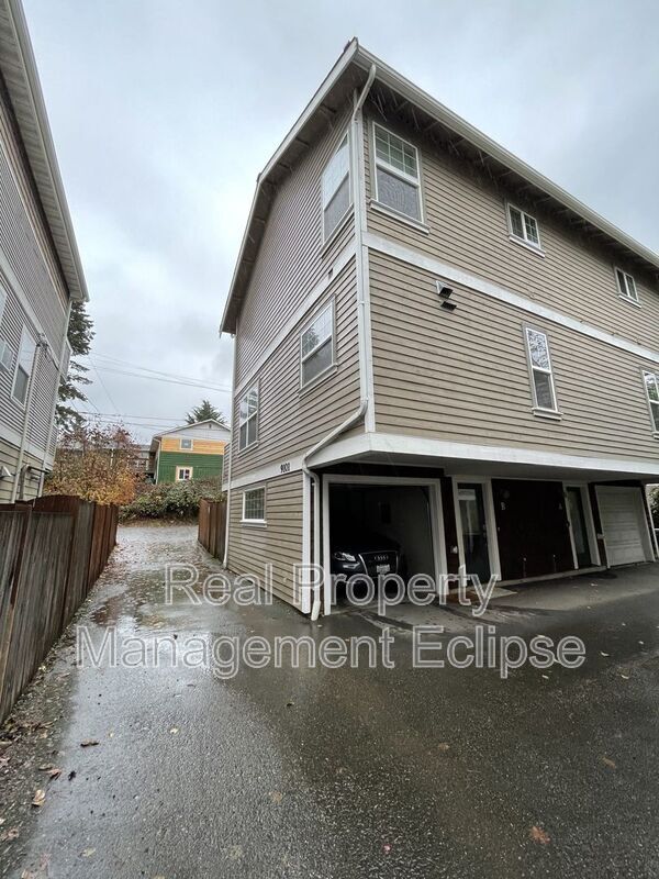 Building Photo - 9101 23rd Ave NE